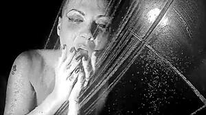 Oh, Jezebelle's Steamy Shower Solo is So Hot!