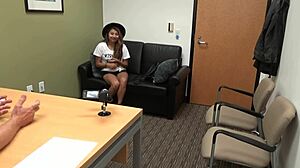 Teen 18+ Engages In Detailed Fetish Sting Activity