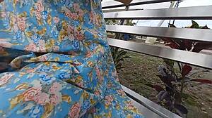 Hot skinny milf spotted in the park