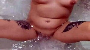 Katie JETS Off in Tub