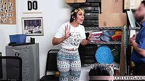 Feminge 4K: Blonde and Brunette Scissor with Toys