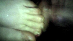 nice dildo ride with that latina babe