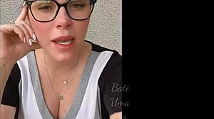 i jerked off watching pregnant barbara evans, feeling so voyeuristic and aroused