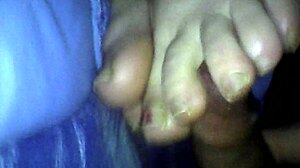 nice dildo ride with that latina babe