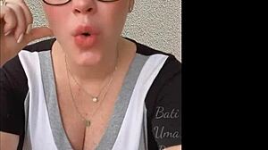 i jerked off watching pregnant barbara evans, feeling so voyeuristic and aroused