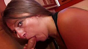 A brunette amateur couple who’re into HD anal sex