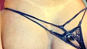 Fat Babe Rubs Her Pussy – Follow RoseRed VIP?