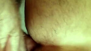 A gay boy discovers intense pleasure in passionate encounters.