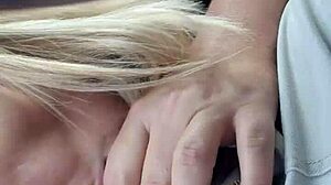 Sweet Tinder Date Gives Homemade Blowjob While Driving