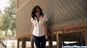 busty milf licks teen's hairy pussy 😍