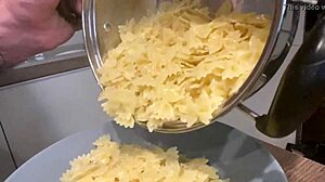 I eagerly eat the cum pasta of my man with his big cock and I love it!