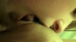 Watch teeny lesbo fingering her babe?