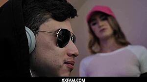 Bold Xxfam - Stepsister Teen Kenzie Madison Gets Her Pussy Fucked Hard by Stepbrother During Video Games