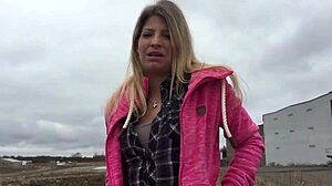 Outdoor Blowjob During Parking Lot Date With Parkplatzluder19