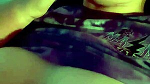 chatting about huge cocks with a milf while smoking