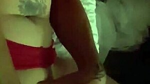 Homemade slut intensely masturbates in amateur video