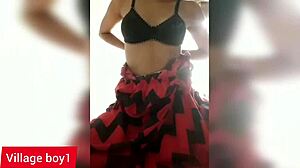 Girl Licks Pussy in Homemade Cunilingus Sex Video