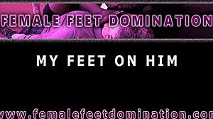 Elisabetta Zaffiro's Pantyhose Footjob for Slave Lele Garbo