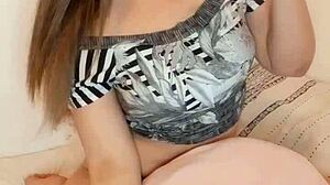 Latina masturbates intensely to squirting.