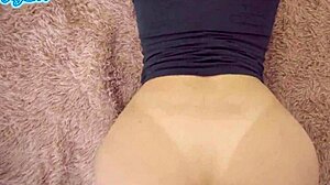 Chatting about the neighbor's daily routine