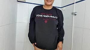 Do you think I wash my hairy pussy well?!