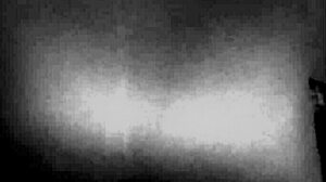 I can't stop staring at this thicc white girl's big curvy ass on display