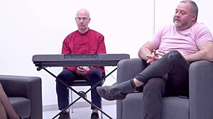 latina marcella schultz gagging on huge cocks in group fuck