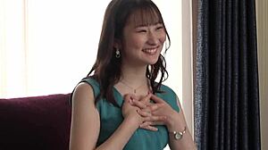 personal video of a woman with beautiful ass and legs serving