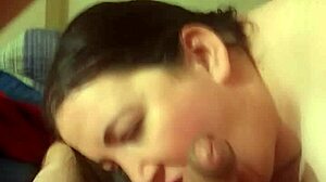 Chubby BBW Girl Sucking Fat Cock in Homemade Blowjob Scene