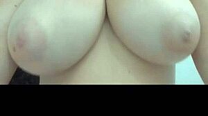 Teen showing her natural tits in a casual chat