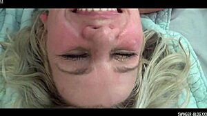 Amateurs share dick and eat pussy in homemade threesome