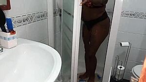 Hey, I busted into the bathroom and pounded my hot Angolan sister-in-law who loves red lipstick blowjobs and getting railed by massive cocks when her husband's away 😈💦