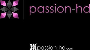 Cute Blonde Sammie Daniels Shaves Pussy For Blowjob!