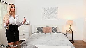 wow, elle bangs the real estate agent with stepdaughter’s help for a discount