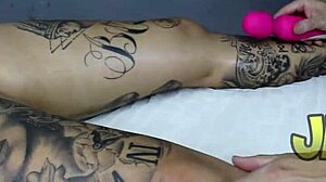 Hot girl gets erotic massage with pearl pussy and Rikardo Fantasma