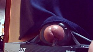 fucking my fleshlight till i cum hard 😜