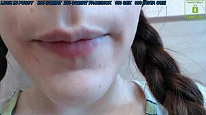 Gozando dentro do cuzinho da branquinha e squirt 😍