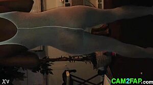 Ebony Amateur Flashing Her Ass Free