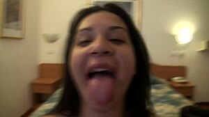 Novinha cabritinha de 18 adora tomar leitinho com big cock entalou cena completa onnowplay com paulomassaxxx