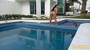 day off for mexican producer but recording content for the channel, watch full on red without cuts