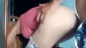 follandome a la empleada de servicio sin condon y con eyaculada interna