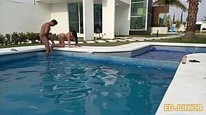 day off for mexican producer but recording content for the channel, watch full on red without cuts