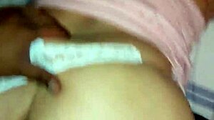 On all fours, she gives blowjob and takes dick thrusts 😏