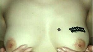 Who is this urgent latina with amazing ass and tits