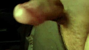 i masturbate in front of a milf