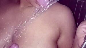 Video of Venezuelan couple caught in bathroom