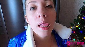 Hey, the Russian snow maiden gives an incredible blowjob for Christmas!