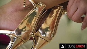 footsie babes - stunning busty milf shalina devine loves getting cum on her pretty feet