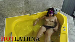 venezuelan waitress feels excited accepting sex for tip in medellin