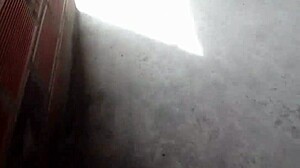 ya que la mujer de mi amigo esta sola y necesita macho yo le voy ayudar con eso la voy atender como a una puta